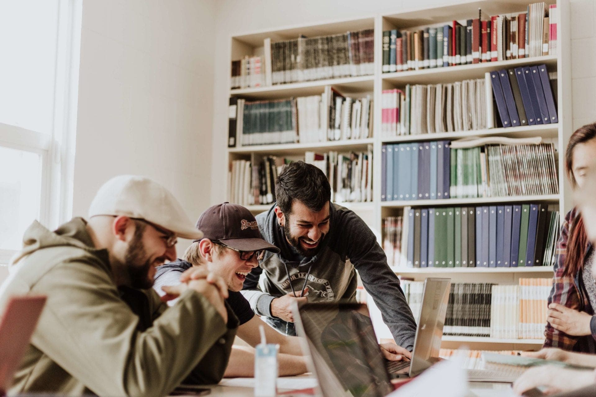 What's The Purpose Of An Employment Contract? (2026 Updated)