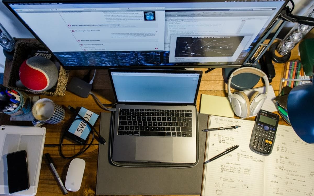 How to Protect Your Business Contracts Against Unforeseen Circumstances