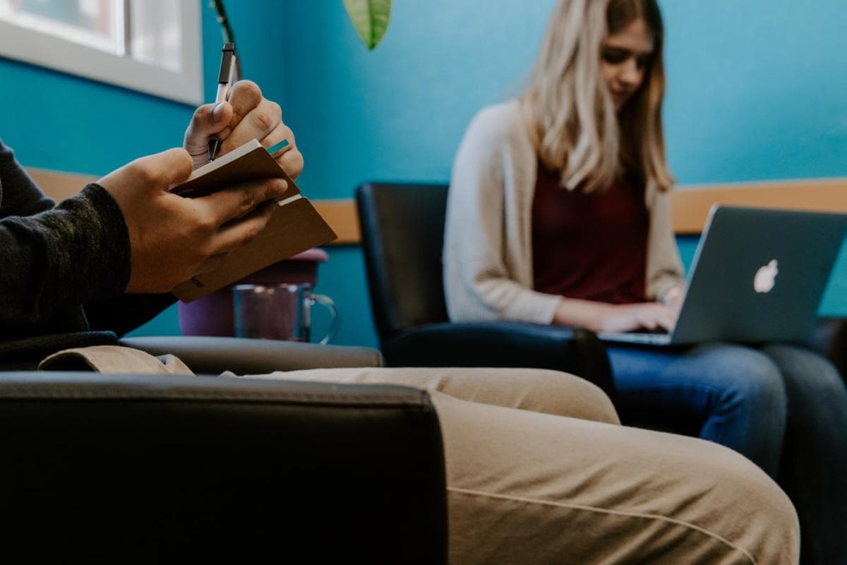 Assignment Deeds And Novation Deeds: What’s The Difference? (2026 Updated)
