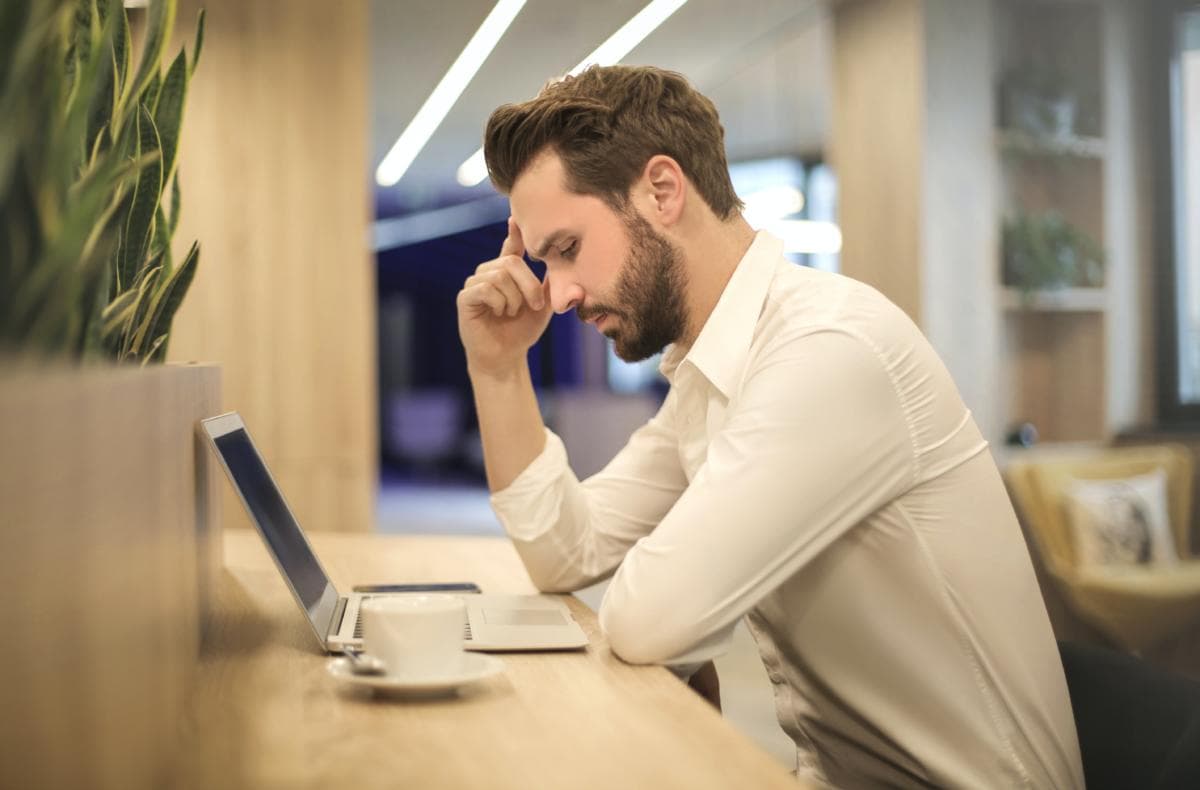Is It Illegal To Delete Or Change Your Business’ Online Reviews? (2026 Updated)