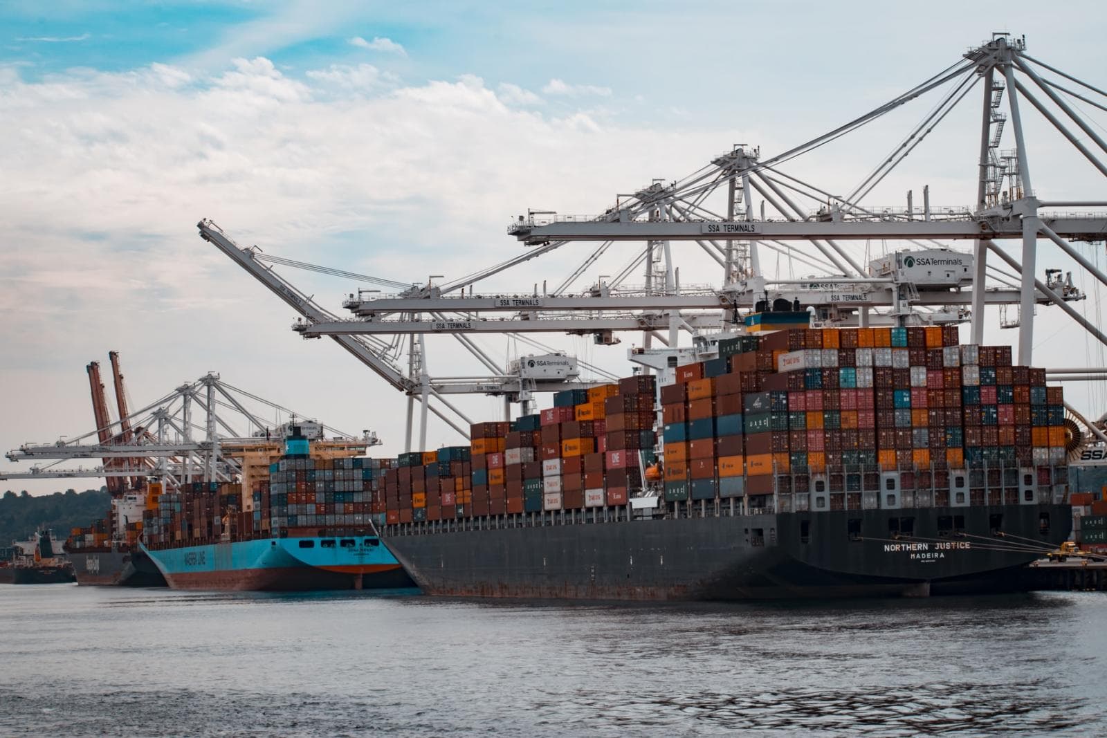 How Supply Agreements Can Help Supply Chain Issues (2026 Updated)