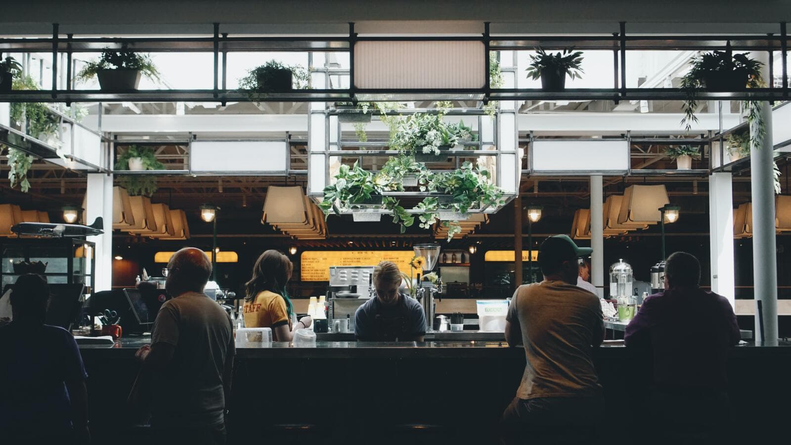 A Guide To Customer Contracts (2026 Updated)