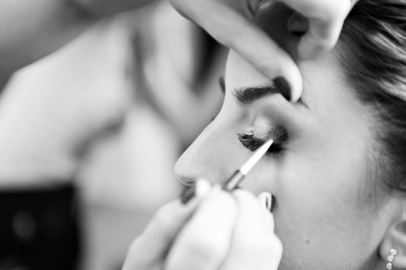 How To Start A Makeup Artists Business