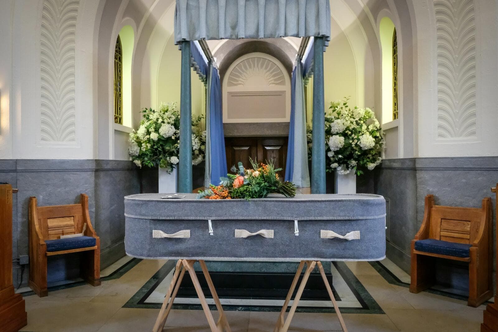 How To Start A Funeral Service Business